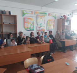 Аналар күніне орай өткізілген ашық тәрбие сағаттары бастауыш сыныптарында.